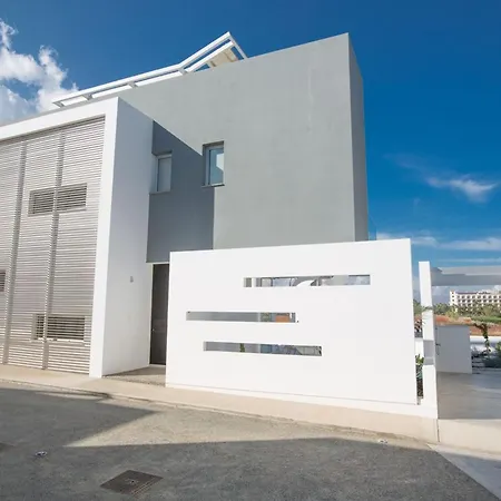 Panemorfi - Luxury Brand New 3 Bedroom With Private Pool And Sea Views *